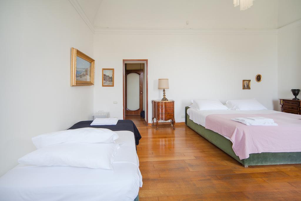 B&B Casina De Goyzueta Torre del Greco Room photo